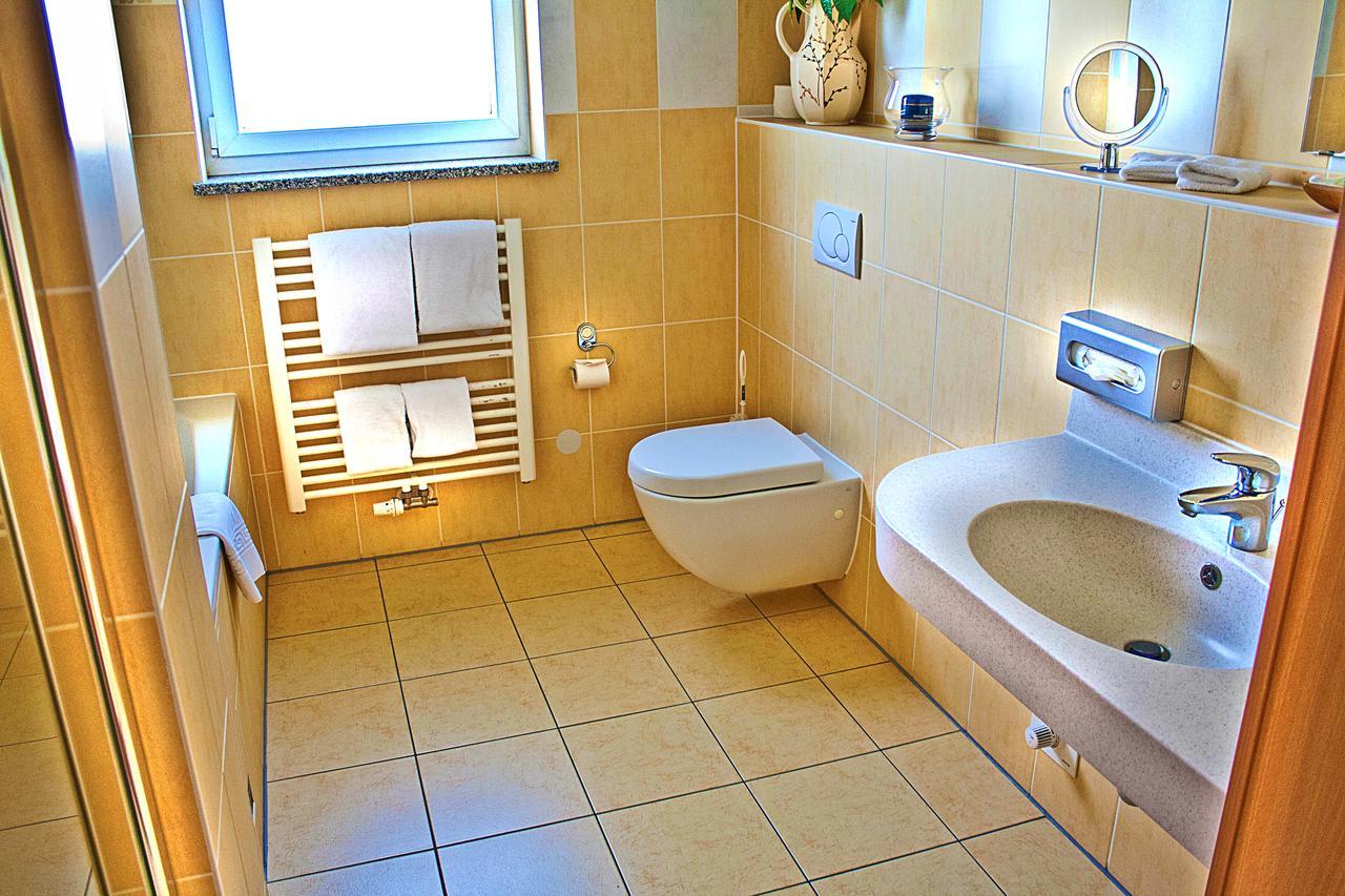 Hotel Hallertau โวล์นซาค ภายนอก รูปภาพ