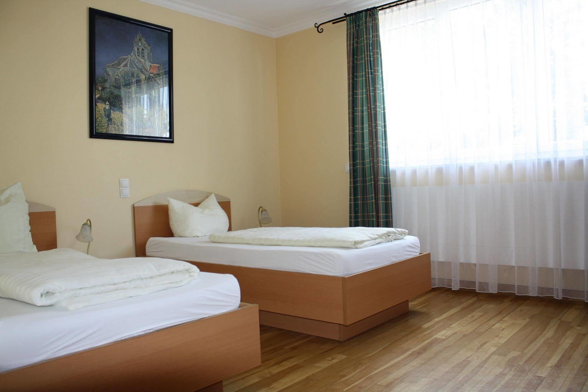 Hotel Hallertau โวล์นซาค ภายนอก รูปภาพ
